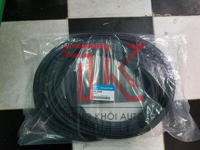 GIOĂNG CỐP HẬU HYUNDAI GETZ