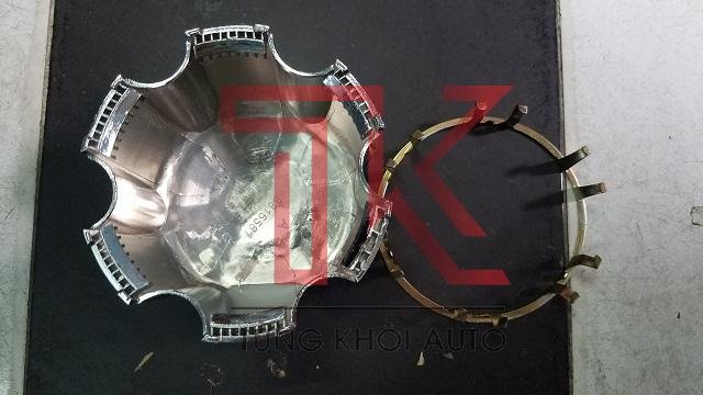 ỐP LA ZĂNG MITSUBISHI PAJERO