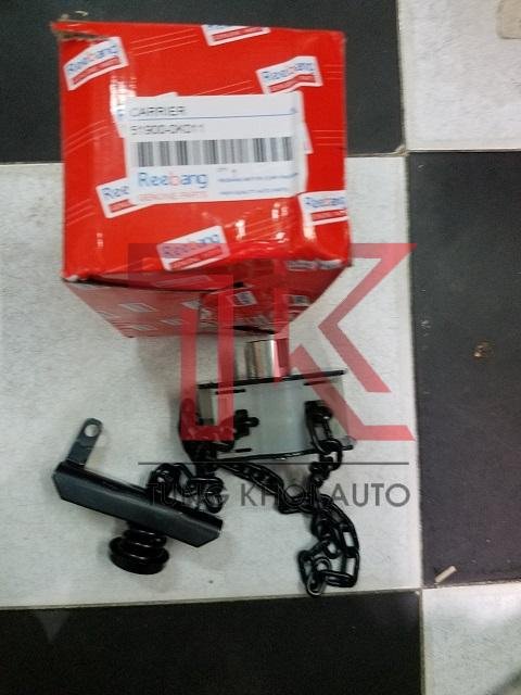 TREO LỐP DỰ PHÒNG TOYOTA INNOVA TREO LỐP DỰ PHÒNG TOYOTA INNOVA