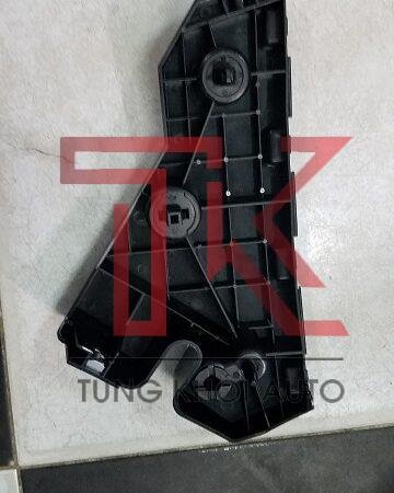 TAI BẮT CẢN TRƯỚC MAZDA BT50