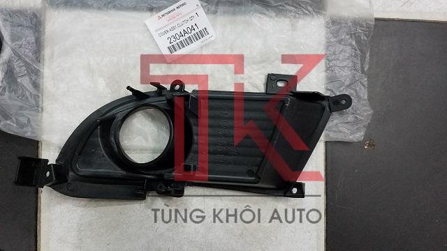 z2370222361643_807d716c2d750b9119d646fb9c886449 ỐP ĐÈN GẦM MITSUBISHI LANCER