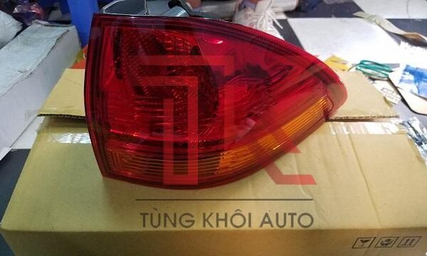 ĐÈN HẬU PHỤ MITSUBISHI PAJERO SPORT