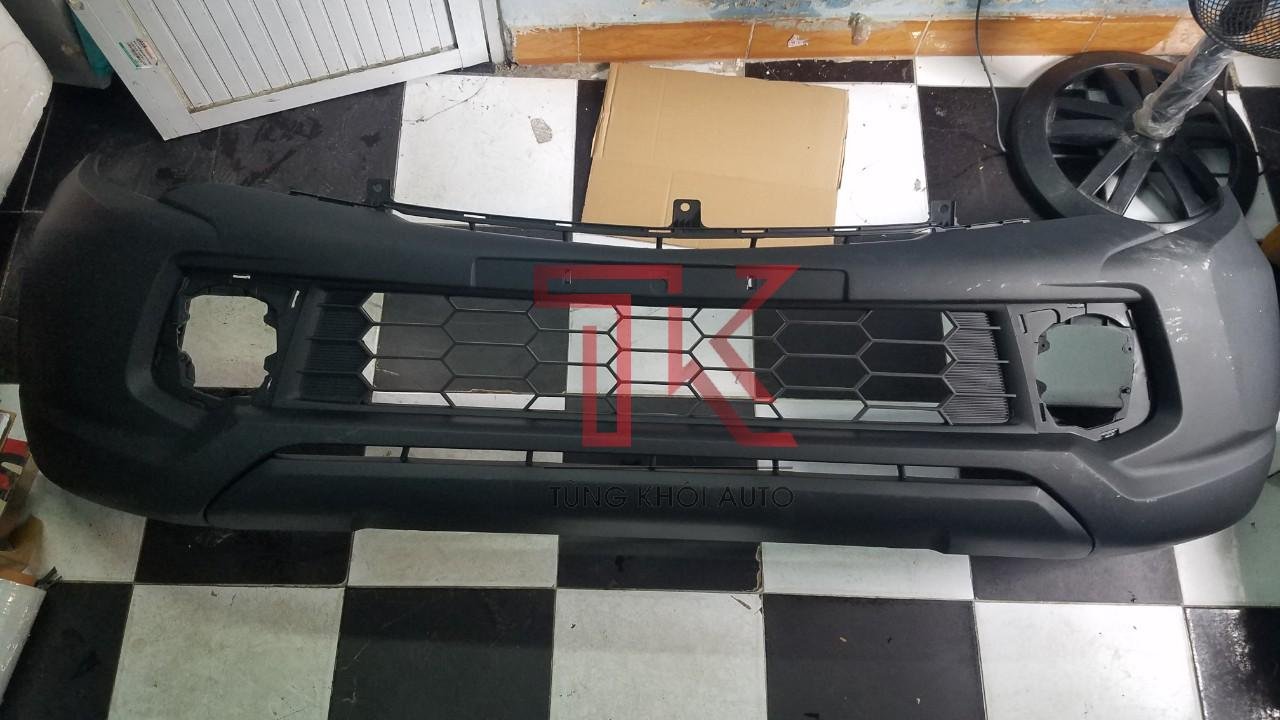 Cản trước mitsubishi triton 1