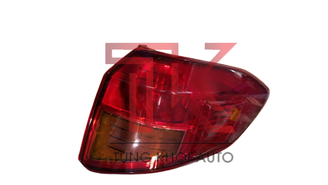 Đèn_hậu_miếng_ngoài_suzuki_grand_vitara-removebg-preview (1)