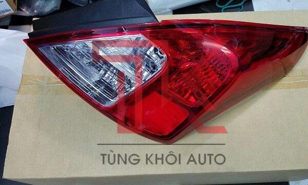 ĐÈN HẬU TRÁI NISSAN SUNNY