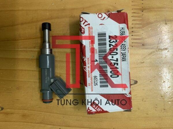 kim phun xăng toyota