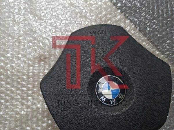 Túi khí vô lăng BMW