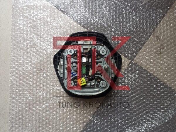 Túi khí vô lăng BMW