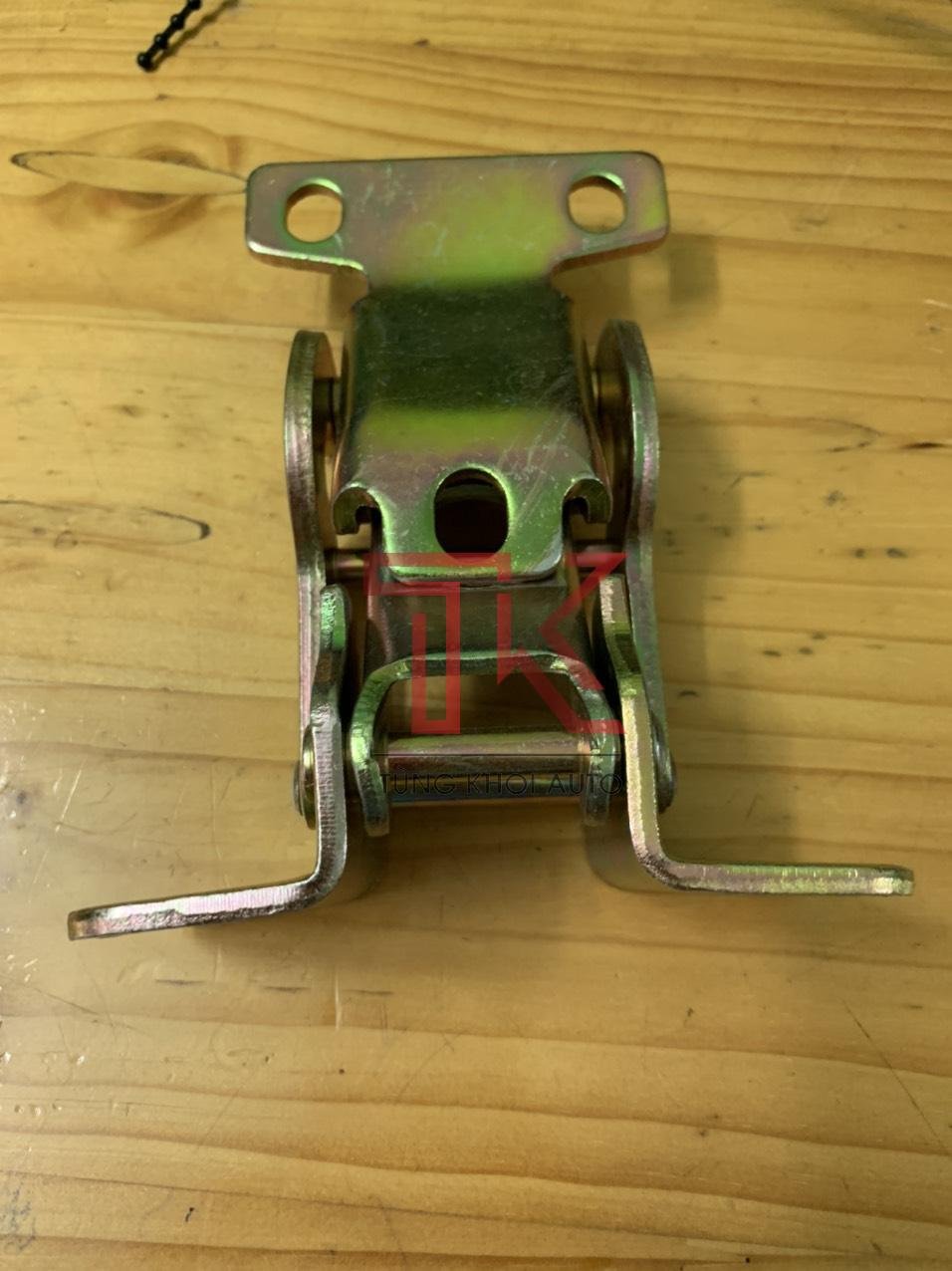 Bản lề thaco 5t (2) bản lể thaco 5t