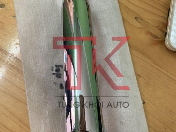 tay nắm cửa Nissan Juke