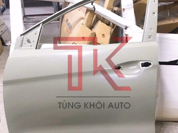 Cánh cửa trước lái huyndai santafe