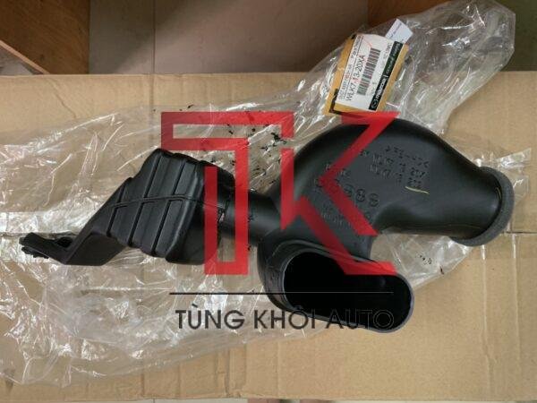 ống hút gió vào bầu lọc