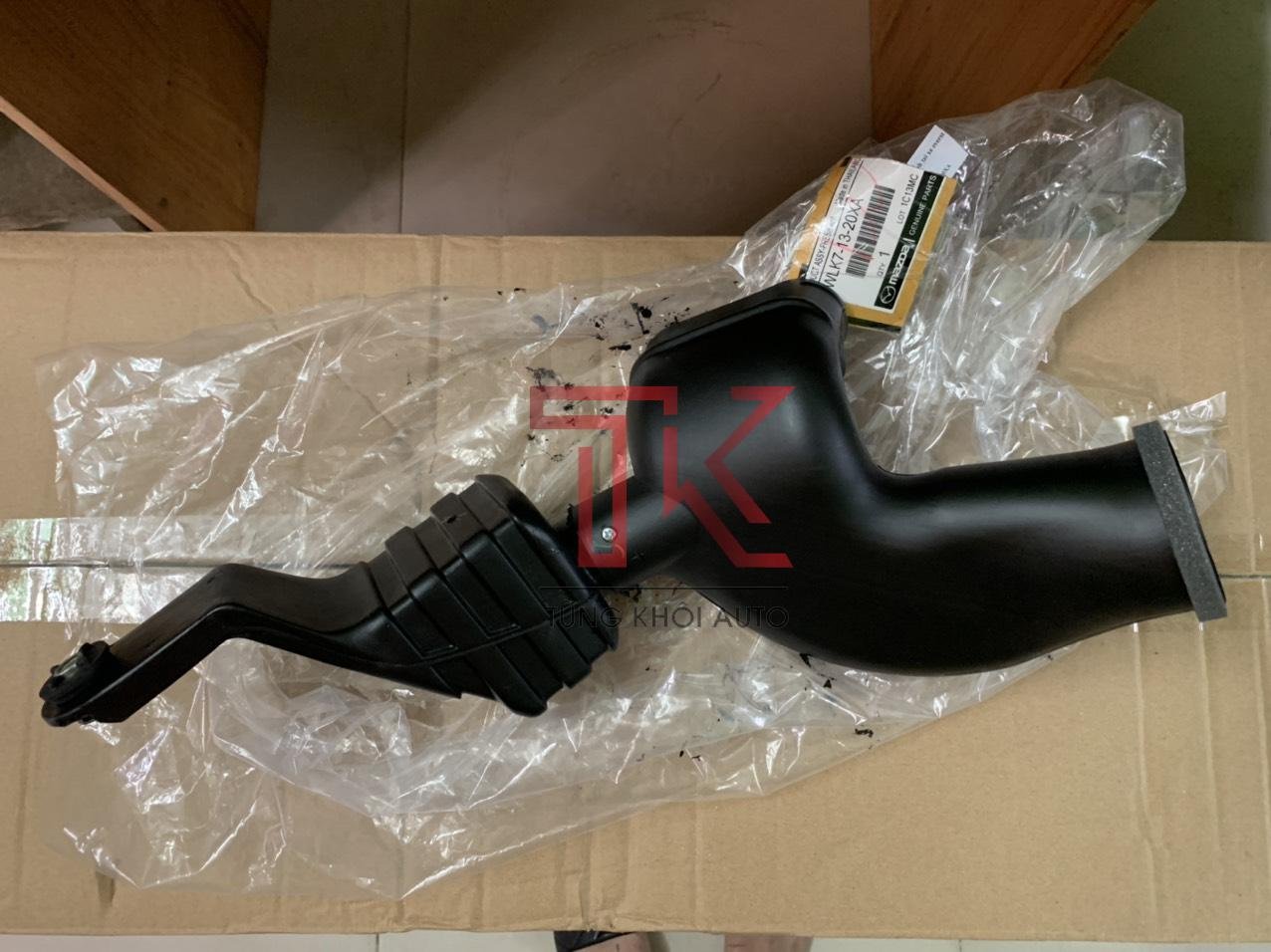 hộp lọc gió thứ 2 Everest ống hút gió vào bầu lọc everest