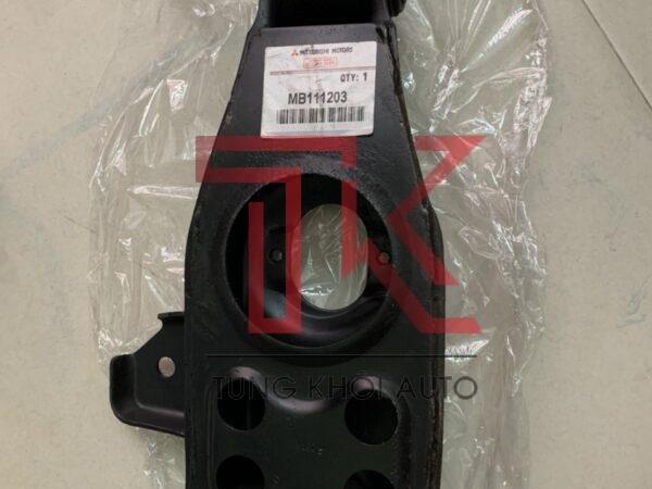 càng i dươi mitsubishi jolie