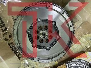 Bánh đà ford everest 2014 (2) Banh-da-ford-everest