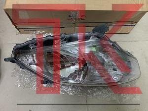 Đèn pha phải innova 2016 (3) Den-pha-phai-innova