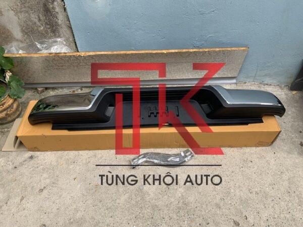 cản sau mazda bt50