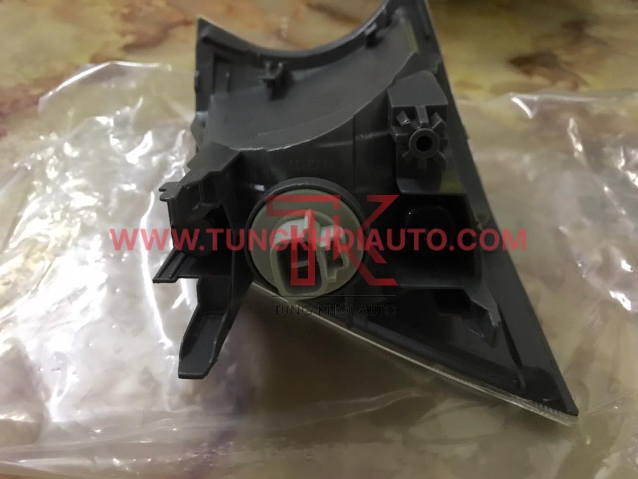 Đèn xi nhan toyota Innova 2018 (8) ĐÈN XI NHAN TOYOTA INNOVA