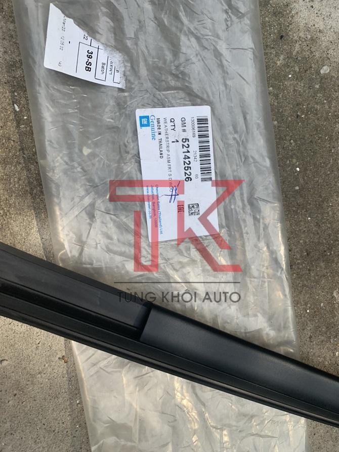 Gioăng lên kính Chevrolet Colorado HC gm trước phụ (4)