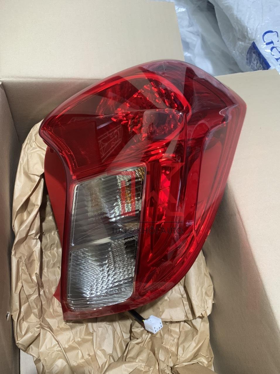 Đèn hậu Fadil xịn (2) đèn hậu fadil không led